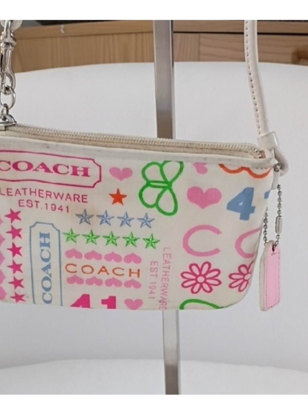 COACH Vintage Multicolor Signature Heart & Bow Wristlet With Hangtag - Picture 5 of 9